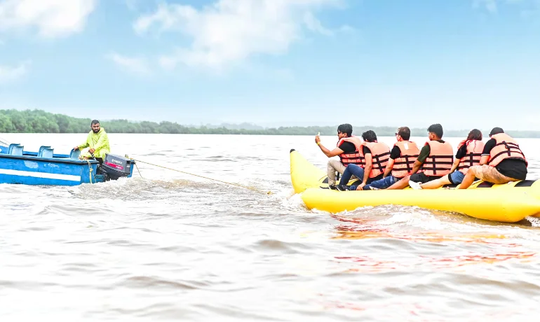 best yacht rental service in goa